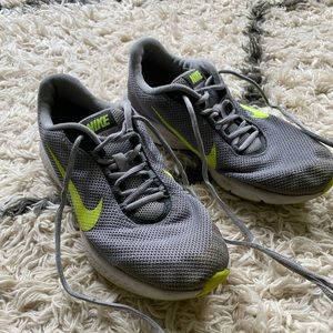 Size 8 Nike youth/men’s sneakers